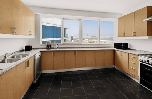 Al Barsha 1 Hotel | Four Bedroom Apartment Near Mashreq Metro By E R