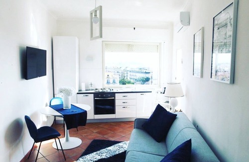 Mergellina Apartment | Fourth Ramp