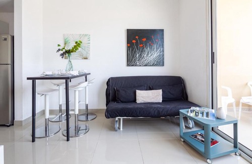 Dubai Production City Apartment | Frank Porter - Lakeside