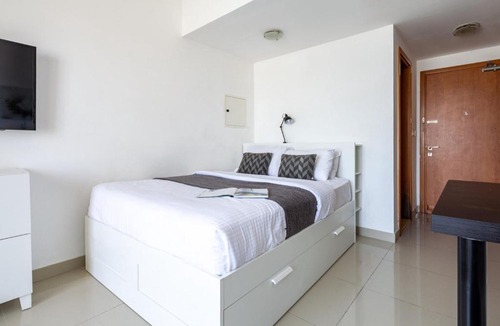 Dubai Production City Apartment | Frank Porter - Lakeside