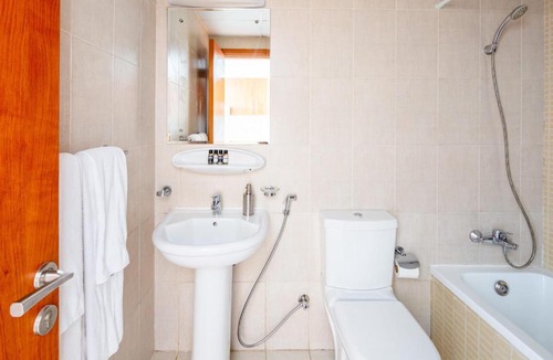 Dubai Production City Apartment | Frank Porter - Lakeside