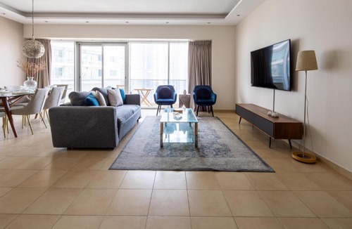 Dubai Marina Apartment | Frank Porter - Marina Tower