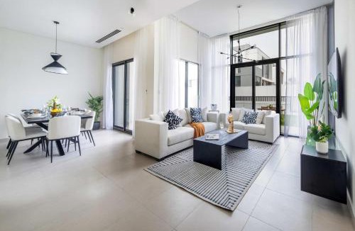 Dubai Villa | Frank Porter - Murooj Al Furjan West