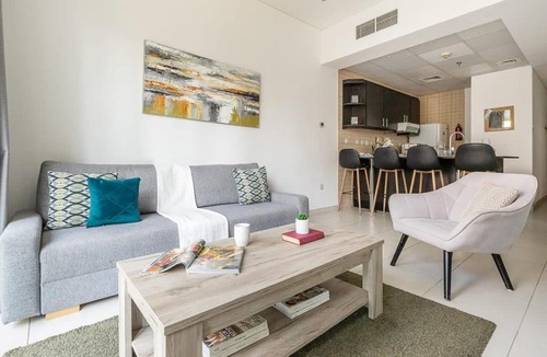 Dubai Marina Apartment | Frank Porter - Royal Oceanic