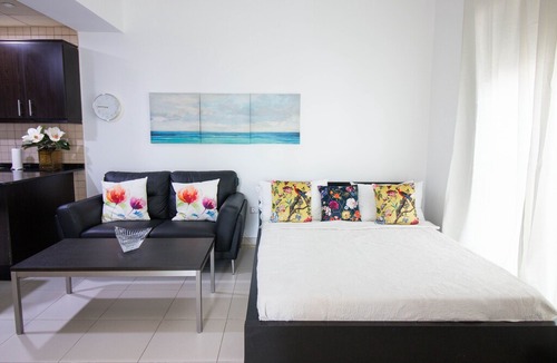 Dubai Marina Apartment | Full Marina View! HUGE Balcony