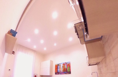 Montecalvario Apartment | "G&G Pignasecca" house in the heart of central Naples