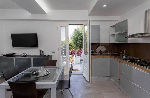 San Lazzaro House | Garden House is located in Agerola within walking distance of the famous Amalfi Coast