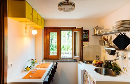 Casola di Napoli House | Garden-view Monticelli-Mansion breakfast included
