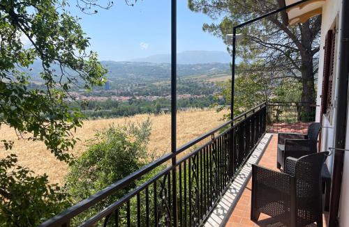 Alanno House | GArt House Holiday Home