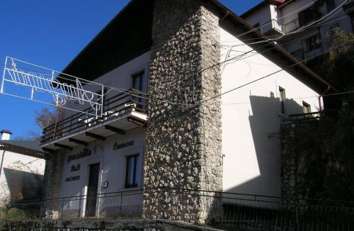 Opi Bed & Breakfast | Genziana B&B by VM