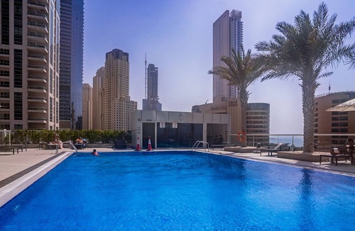 Dubai Marina Apartment | Gorgeous Marina Views in Naturally Lit One Bedroom