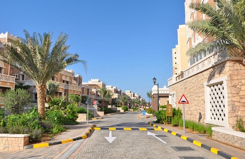 Palm Jumeirah Apartment | Gorgeous new apartment with full sea view