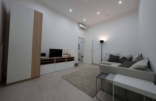 Chiaia Apartment | Gramsci Luxury apartment By Dimorra