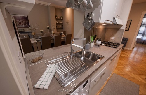 Vomero Apartment | Grand Apartment - Merliani