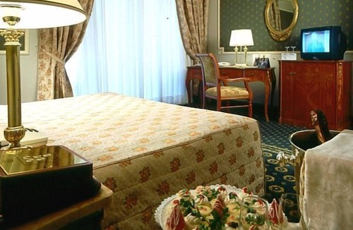 San Marco Evangelista Hotel | Grand Hotel Vanvitelli