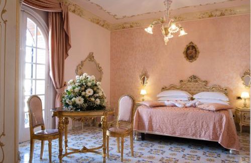 Sant'Antonio Abate Hotel | Grand Hotel La Sonrisa