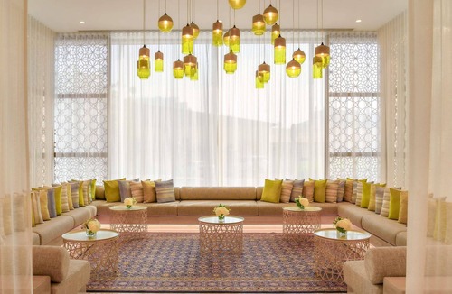 Garhoud Hotel | Grand Mercure Dubai City