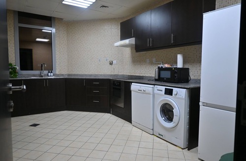 Jumeirah Apartment | Great Family Beach-Front Whole Flat, WOW View, Activities & En-suite Rooms