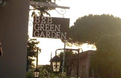 Pompei Bed & Breakfast | Green Garden