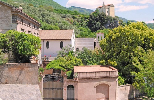 Lauro House | Guest house in South Italy