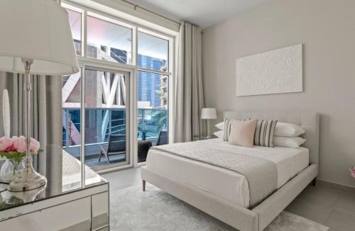 Dubai Apartment | GuestReady - Luxury haven at Marina Arcade