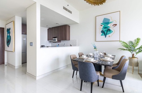 Dubai Internet City Apartment | GuestReady - Sea view apt overlooking The Palm