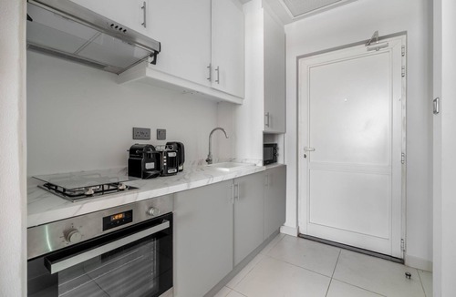 Palm Jumeirah Apartment | GuestReady - Stylish stay with Burj Al Arab View