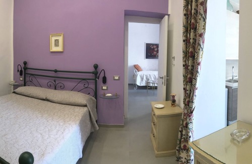 Chiaia Apartment | Historic center of Naples - Anna's house, 5-minute walk to the beach