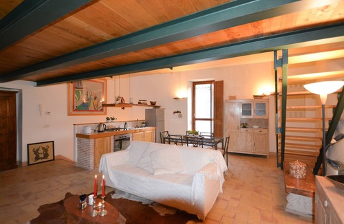 Scheggino House | HISTORIC, ROMANTIC & CULTURAL
