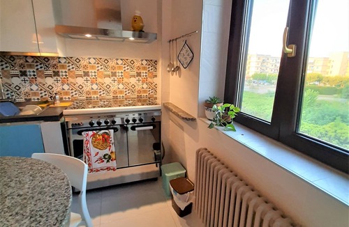 Licola Apartment | Holiday Apartment 'Casa Isabea' with Sea View, 2 Balconies, Garden and Wi-Fi