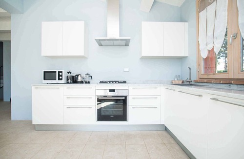 Trequanda Apartment | Holiday apartment with terrace, air conditioning and internet