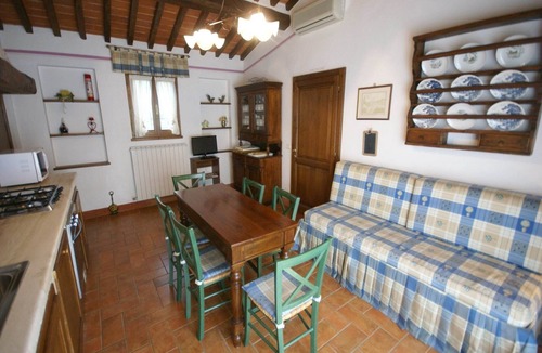 Cortona House | Holiday Home in Cortona with Pool