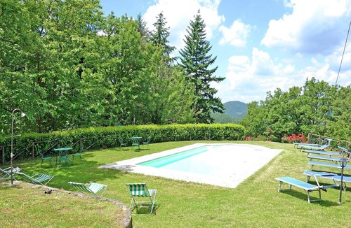 Pieve di Chio House | Holiday Home in Tuscany with Pool & Views