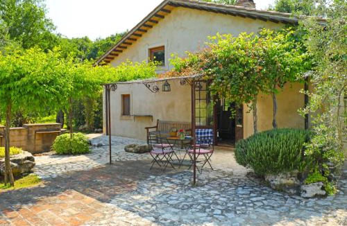 Penna in Teverina House | Holiday Home Nest by Interhome