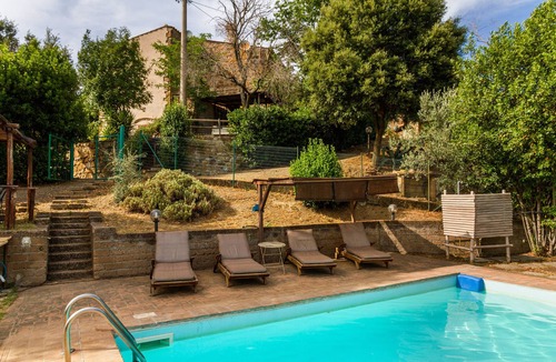 Roccastrada House | Holiday Home 'Quercia Grossa' with Private Pool, Private Terrace and Wi-Fi