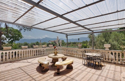 Terzigno House | Holiday Home 'Rita Al Vesuvio' with Mountain View, Private Terrace and Private Garden