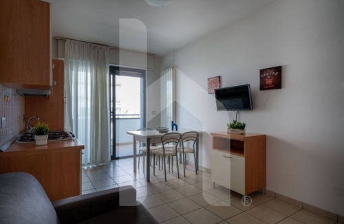 Pineto Apartment | Holiday Rendez Vous 35 - Second floor apartment with sea view