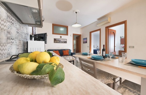 Pogerola Villa | Holidayhouse VILLA NANCY in Amalfi with stunning view of the sea, parking nearby