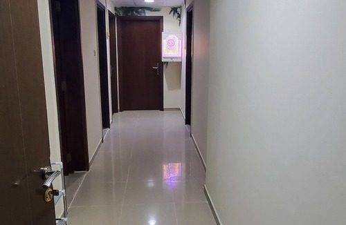 Sharjah Apartment | Homely Hostel - Spacious and clean bedspace in prime location on Al Wahda Street