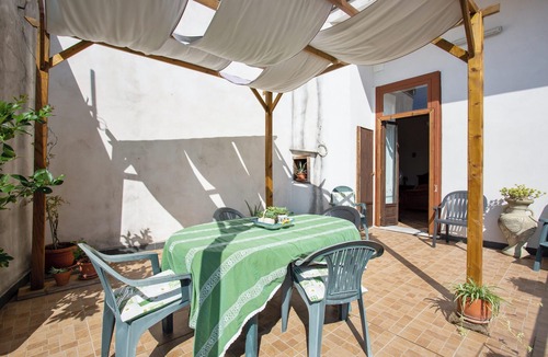Cava de' Tirreni Apartment | Homerez - Apartment in Cava de' Tirreni.