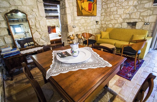 Abbateggio Apartment | Homerez - Apartment in Abbateggio