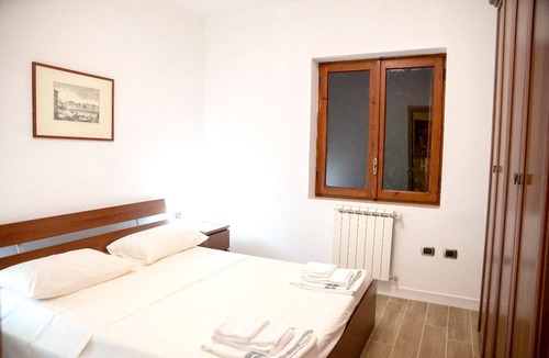 Alvignano Villa | Homerez - Big villa for 9 ppl. with swimming-pool at Alvignano