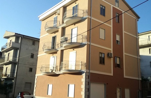 Guardavalle Marina Apartment | Homerez - Modern apt Guardavalle Marina