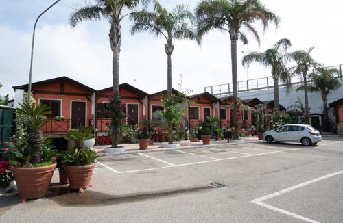 Giugliano in Campania Hotel | Hotel 2000