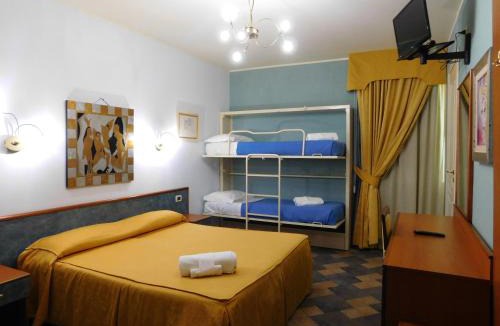 Paola Hotel | Hotel Blumentag