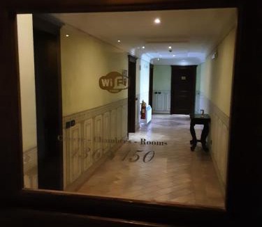 Pietradefusi Hotel | Hotel Castello Torre in Pietra
