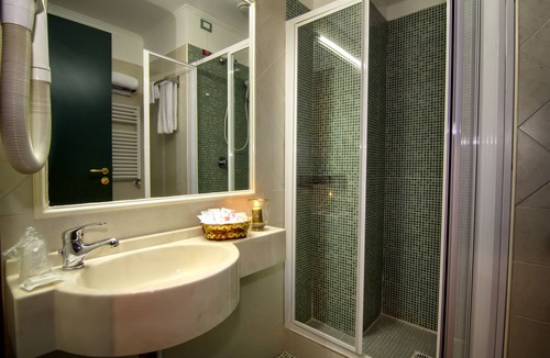 Artena Hotel | Hotel degli Amici