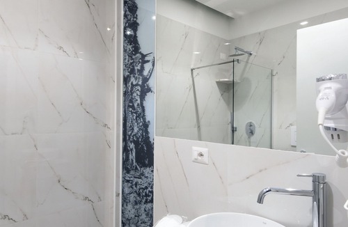 Secondigliano Hotel | Hotel Fiorentina