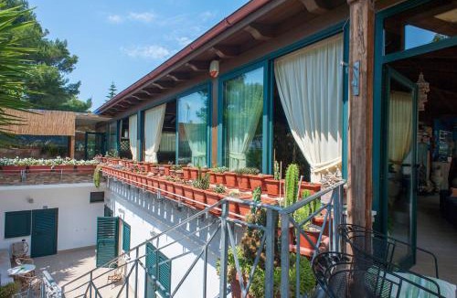 Tremiti Islands Hotel | Hotel La Tramontana