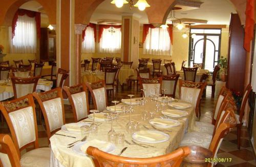 Mongiana Hotel | HOTEL RISTORANTE DEGLI AMICI